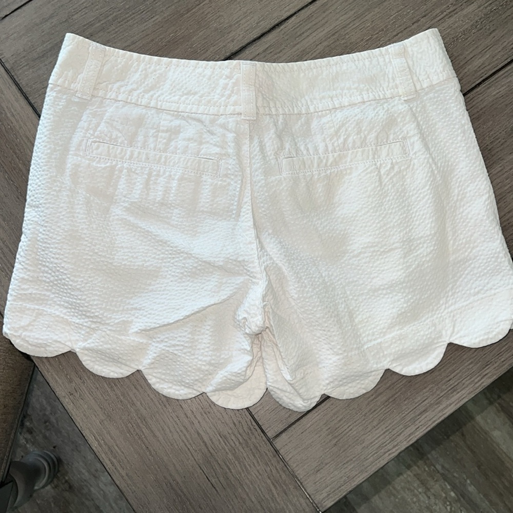 Lilly Pulitzer Buttercup Shorts - Resort White - Size 00 - Picture 4 of 4